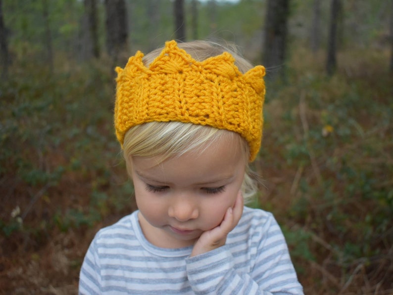 Everyday Royal Crown Headband Free Pattern