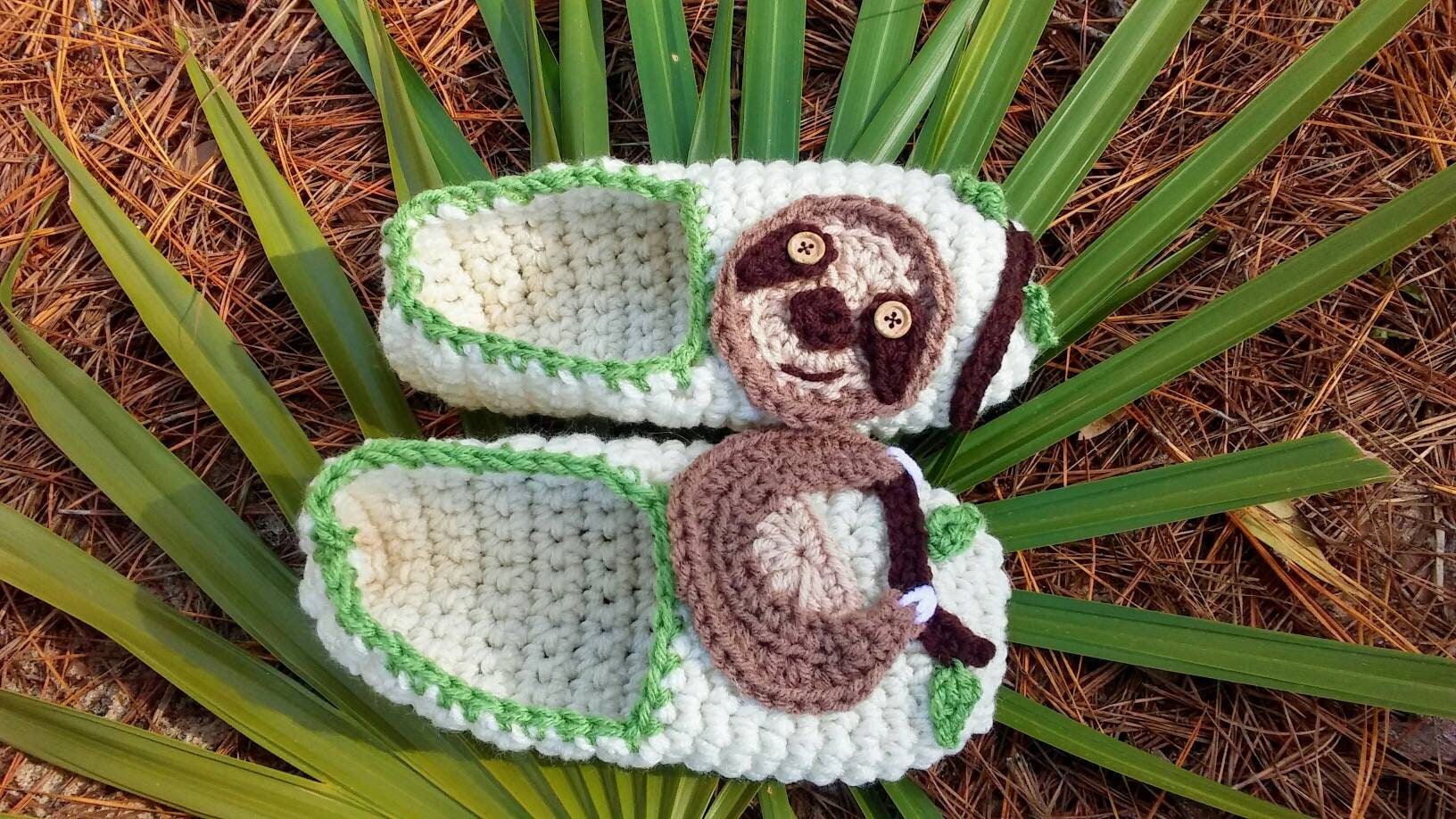 Sloth Crochet Slippers Pattern, Easy Women's Slipper (PDF Pattern)