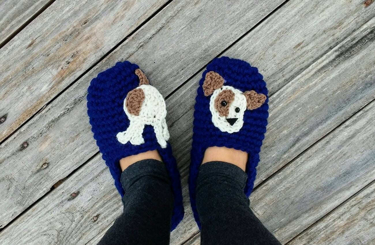 Crochet Slipper Pattern, Dog Applique, US Women Size 5-12 (PDF Pattern)