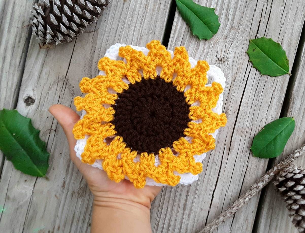 Sunflower Granny Square Crochet Pattern, Beginner Friendly (PDF Pattern)