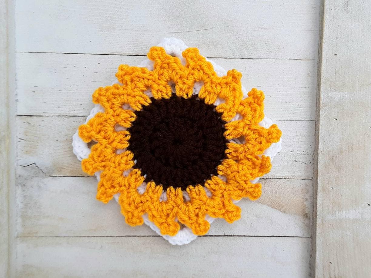Sunflower Granny Square Crochet Pattern, Beginner Friendly (PDF Pattern)