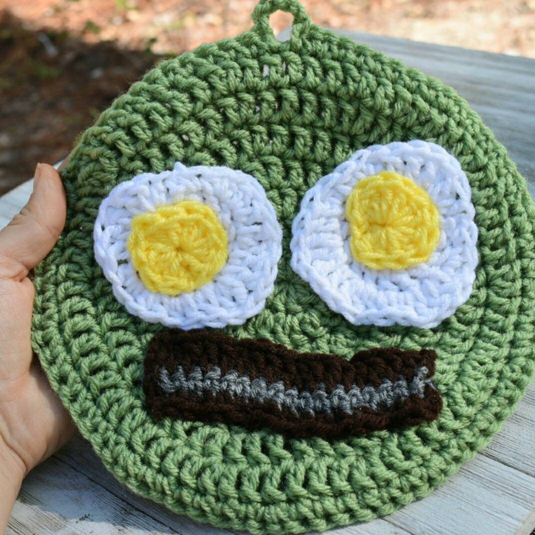 Bacon and Eggs Crochet Potholder Pattern, Funny Kitchen Decor (PDF Pattern)