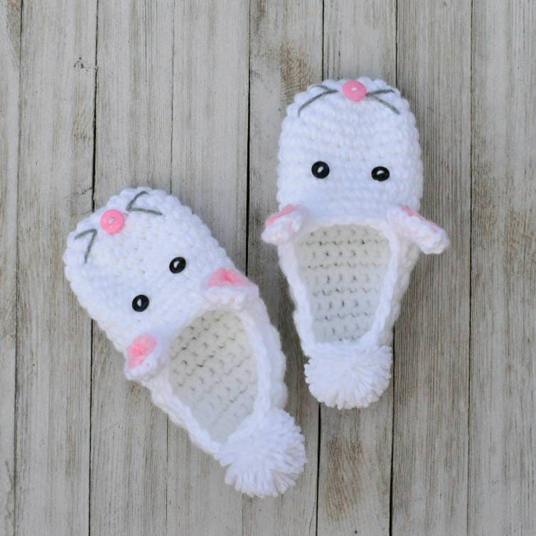 Crochet Bunny Slippers Pattern, Women's US Shoe Size (PDF Pattern)