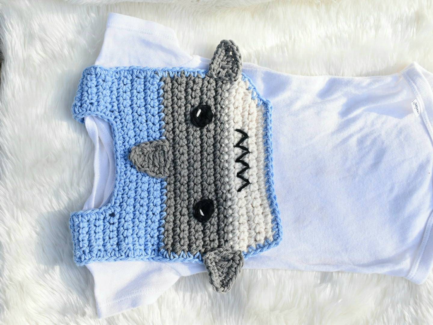 Shark Crochet Baby Bib Pattern, Cotton Drool Bib (PDF Pattern)