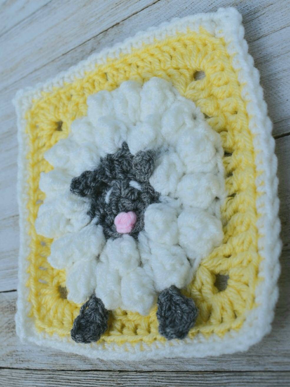 Sheep Granny Square Crochet Pattern, Easy Lamb Design (PDF Pattern)