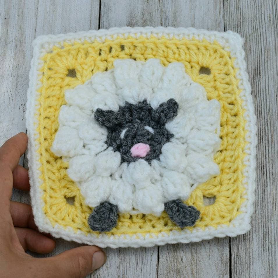 Sheep Granny Square Crochet Pattern, Easy Lamb Design (PDF Pattern)