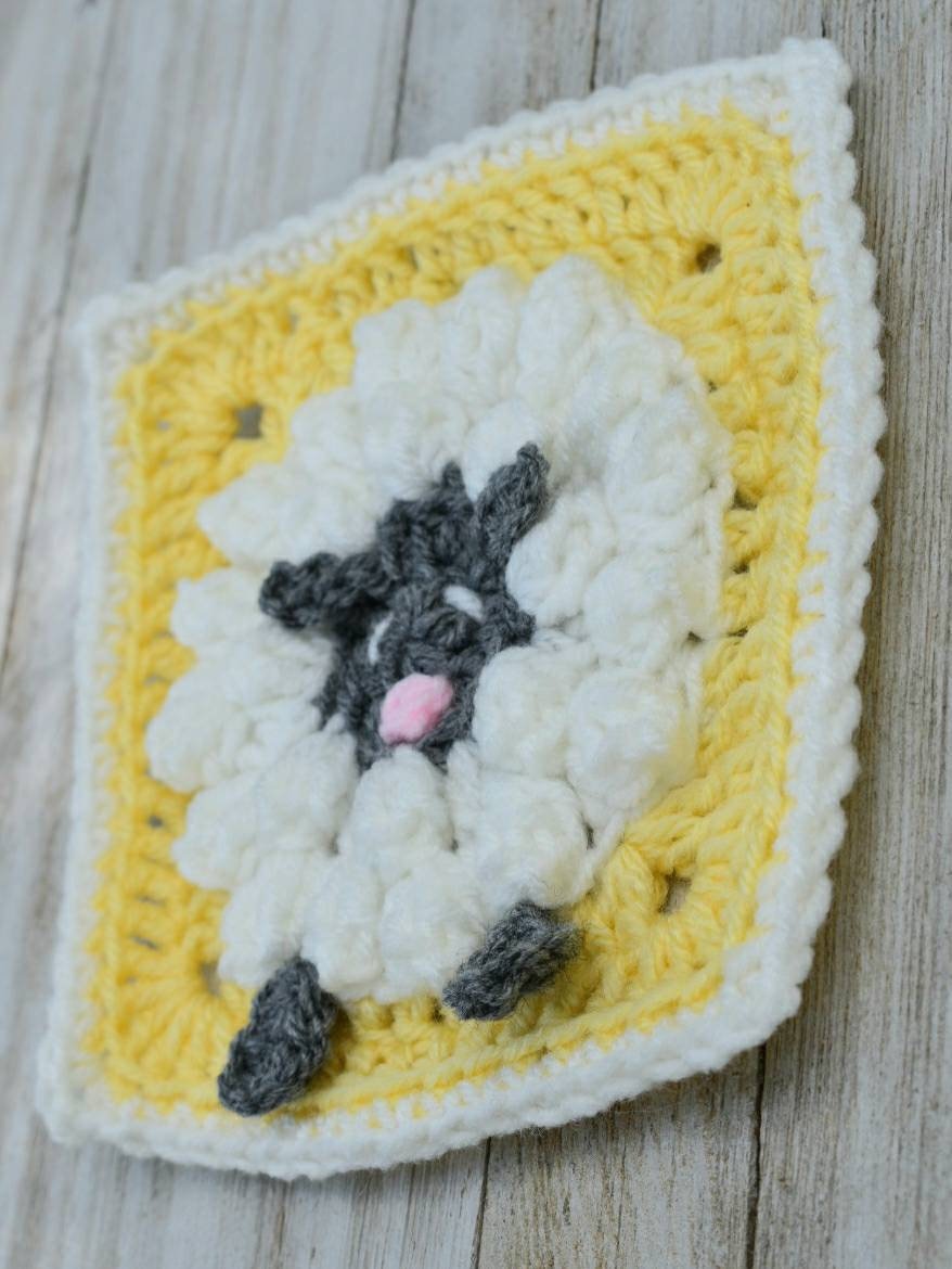 Sheep Granny Square Crochet Pattern, Easy Lamb Design (PDF Pattern)