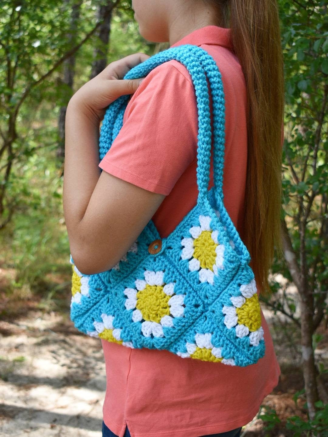Daisy Flower Granny Square Crochet Bag Pattern – PDF Tutorial