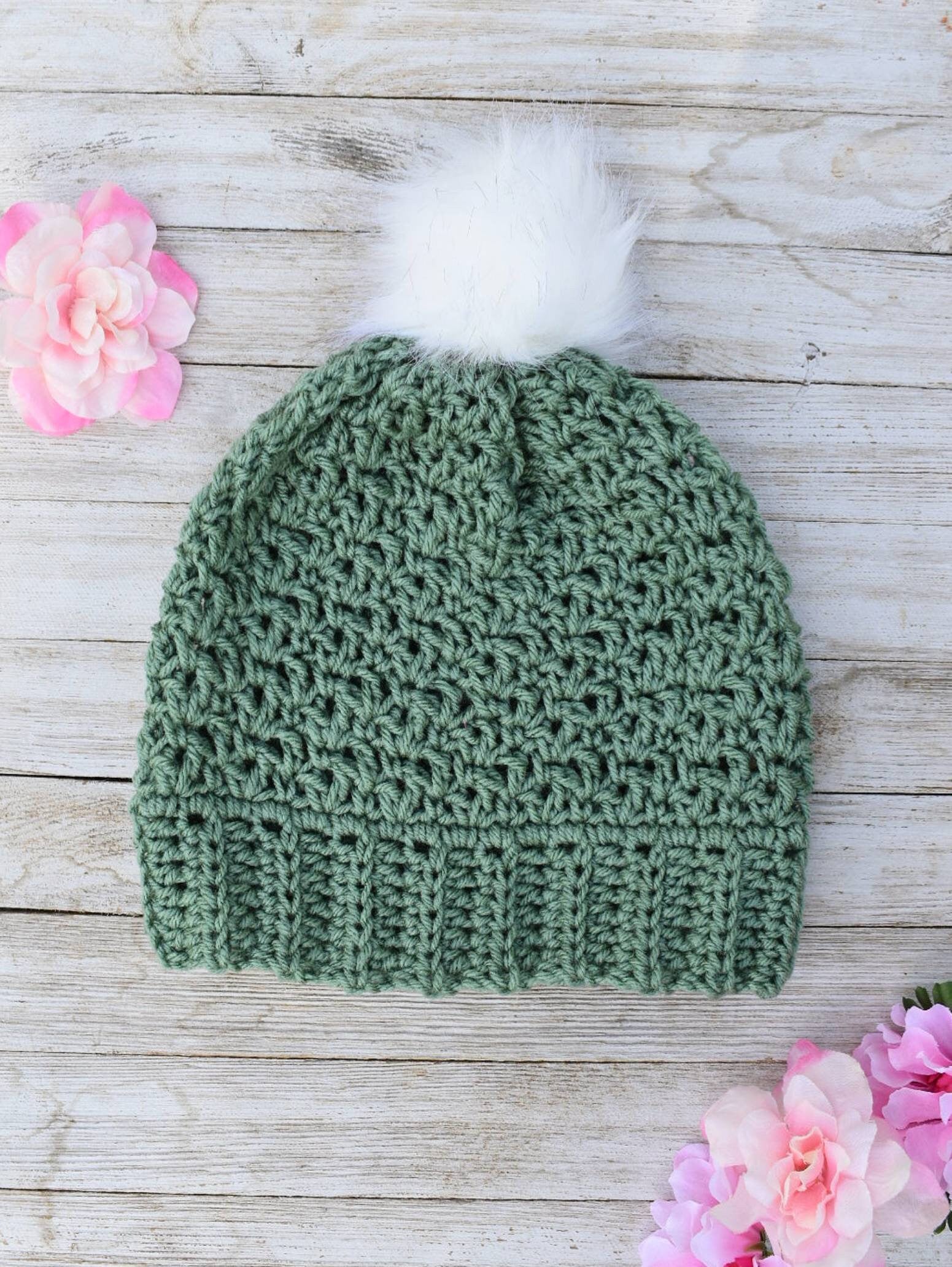 Crochet Slouch Hat Pattern, Women's Beanie, Easy Beginner Toque (Instant Download)
