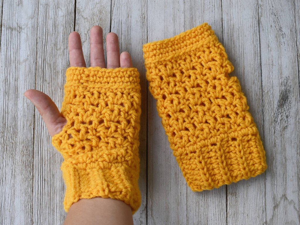 Crochet Fingerless Gloves Pattern, Easy Women's Mittens (PDF Pattern)