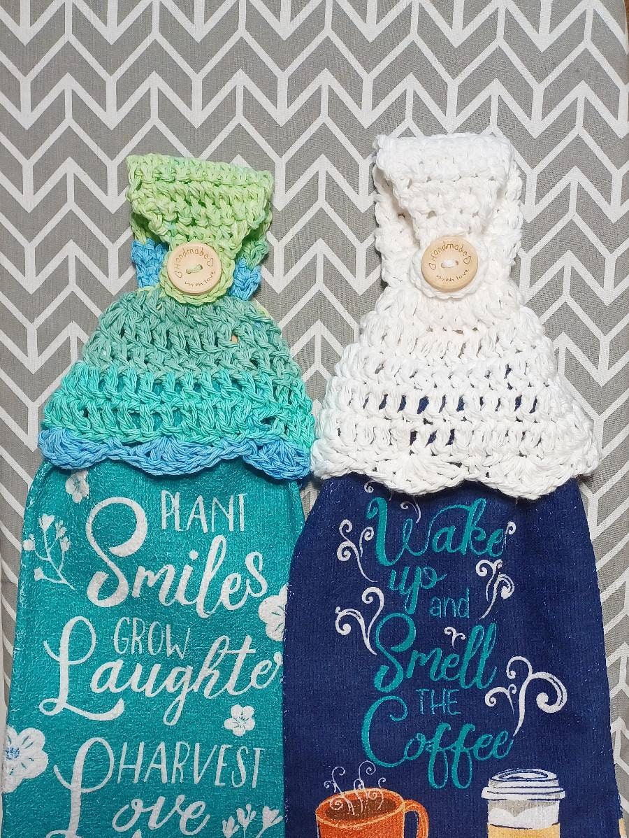 Crochet Towel Topper Pattern, Easy Skill Level (Digital Download)