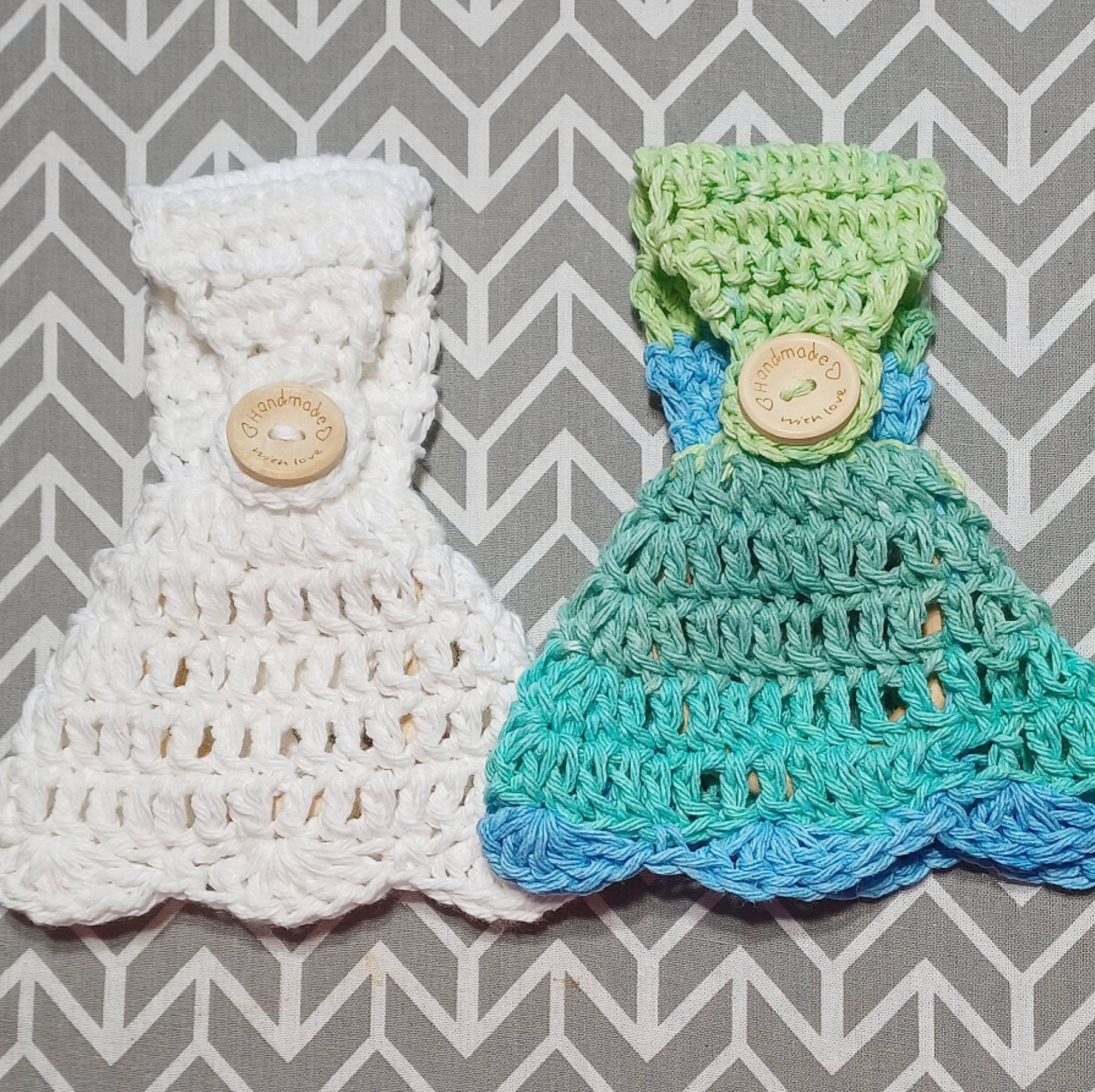 Crochet Towel Topper Pattern, Easy Skill Level (Digital Download)