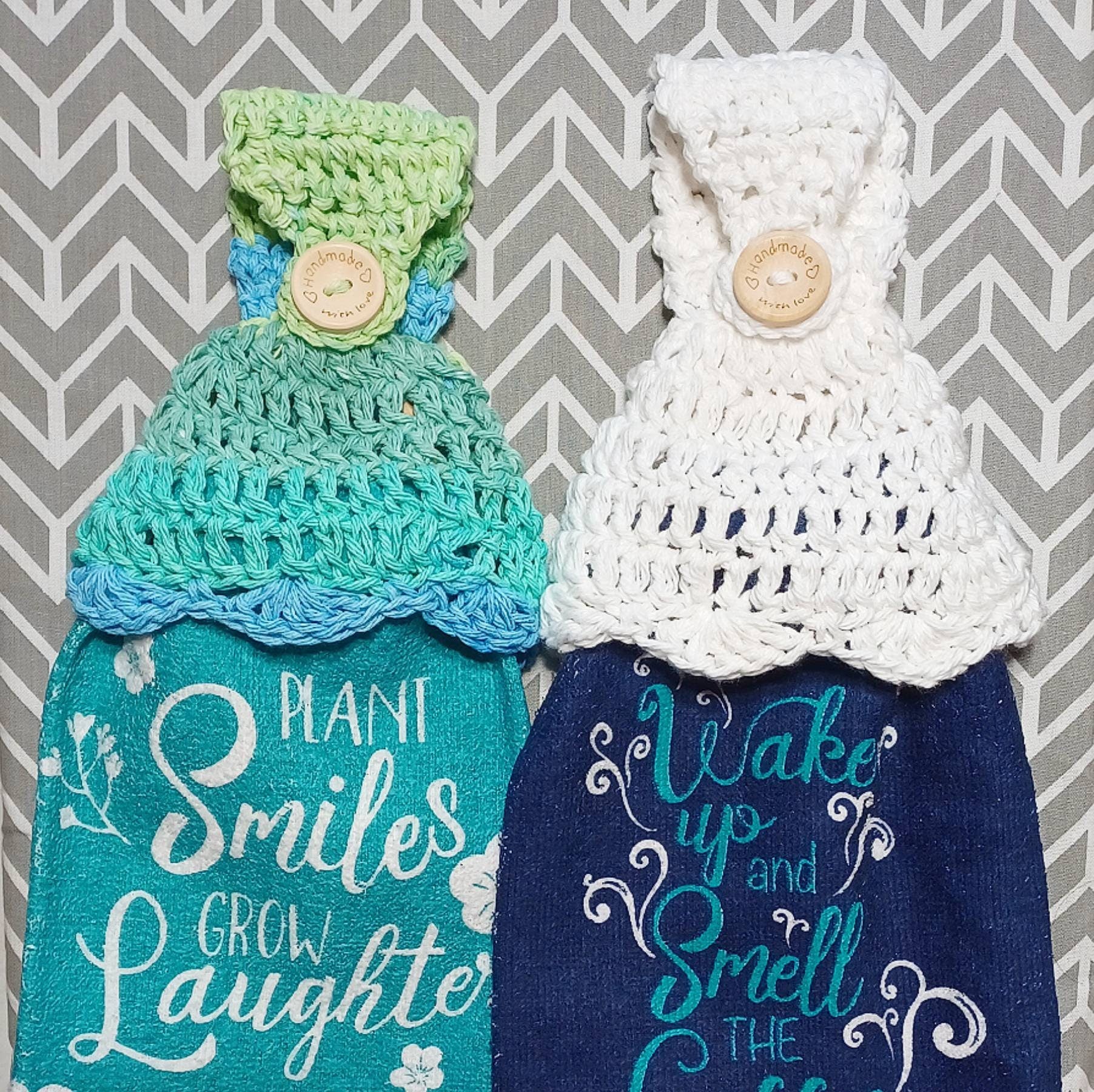 Crochet Towel Topper Pattern, Easy Skill Level (Digital Download)
