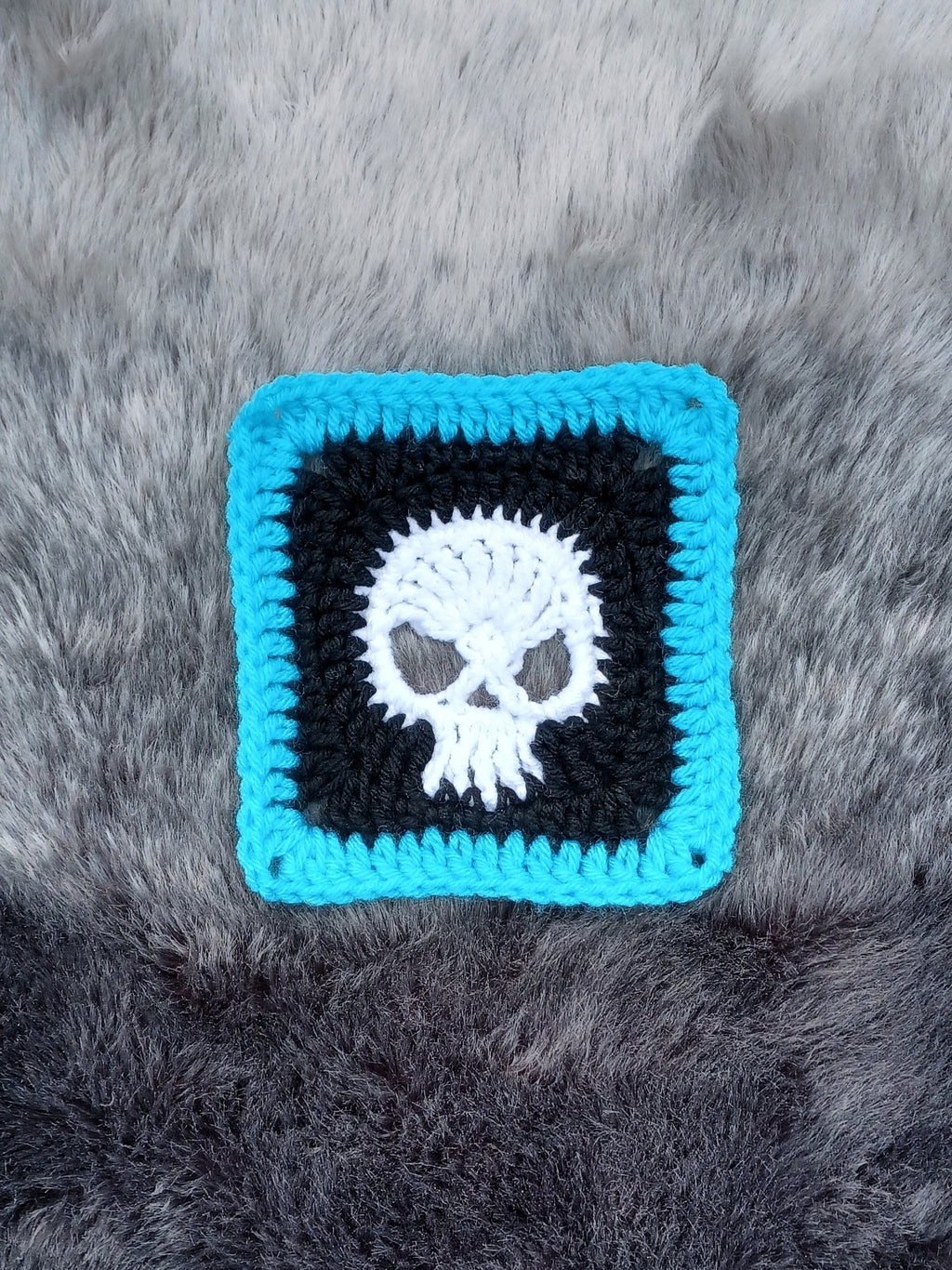 Skull Granny Square Crochet Pattern, Halloween Afghan Block (PDF Pattern)