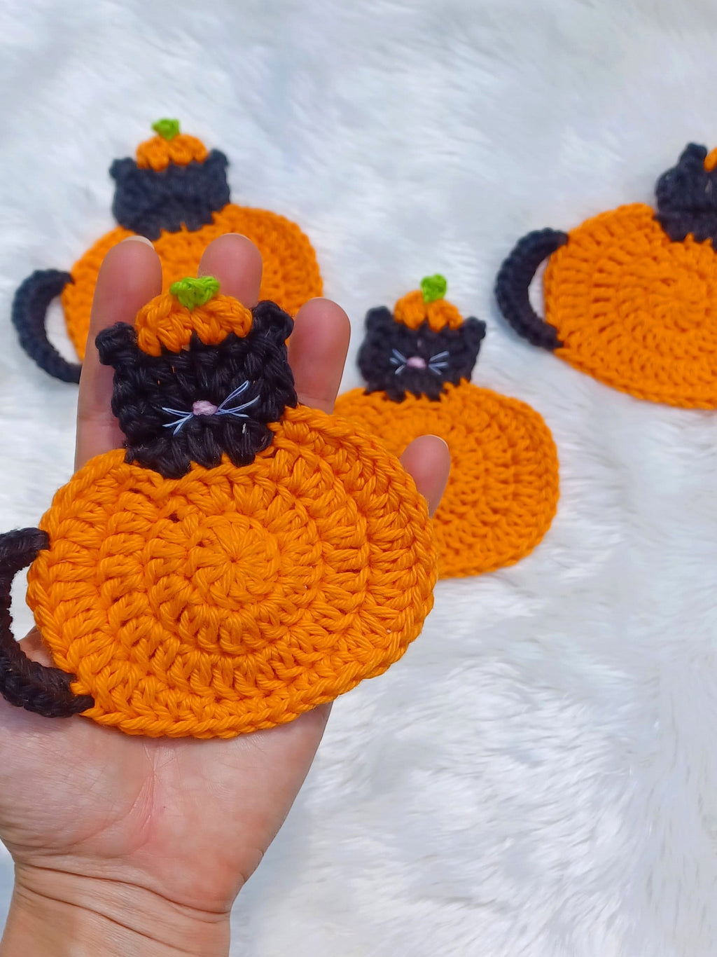 Boo Kitty Pumpkin Crochet Coaster Pattern, Halloween Mug Rug (PDF Pattern)