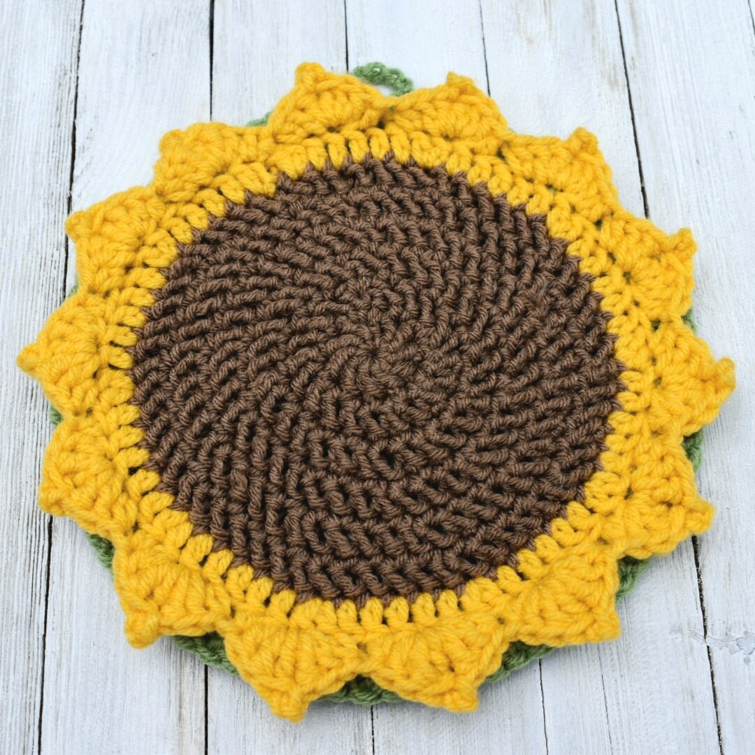 Crochet Sunflower Potholder Pattern, Farmhouse Hotpad Trivet (Digital Download)