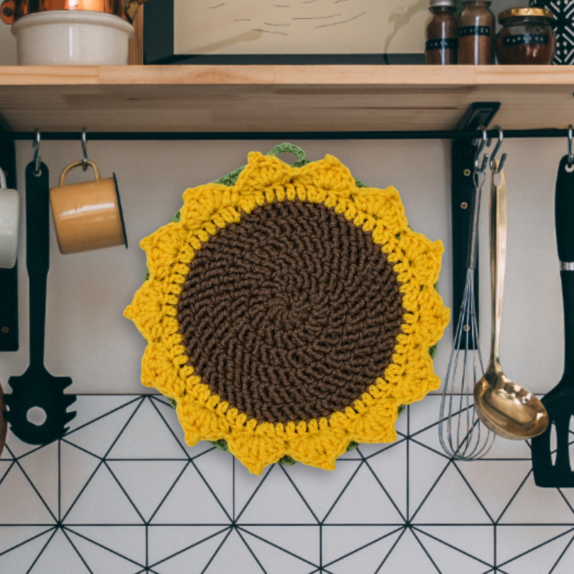 Crochet Sunflower Potholder Pattern, Farmhouse Hotpad Trivet (Digital Download)
