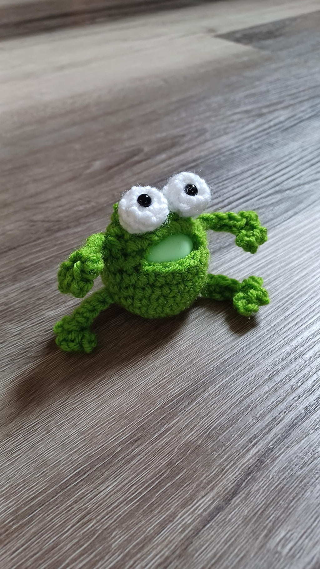Crochet Burping Frog Pattern: Amigurumi Fidget Toy (PDF Pattern)