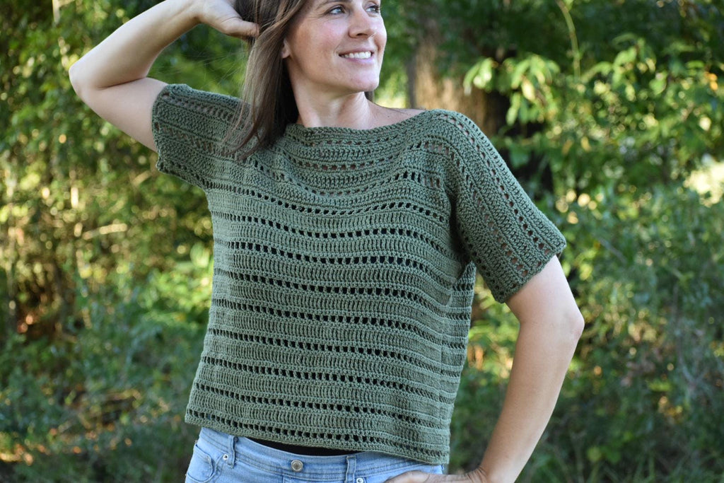 Molovo T-Shirt Easy Construction Crochet Pattern Fall Seasonal Top