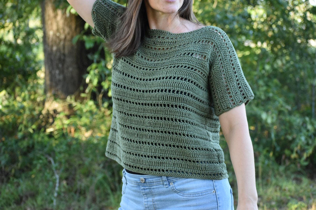 Molovo T-Shirt Easy Construction Crochet Pattern Fall Seasonal Top