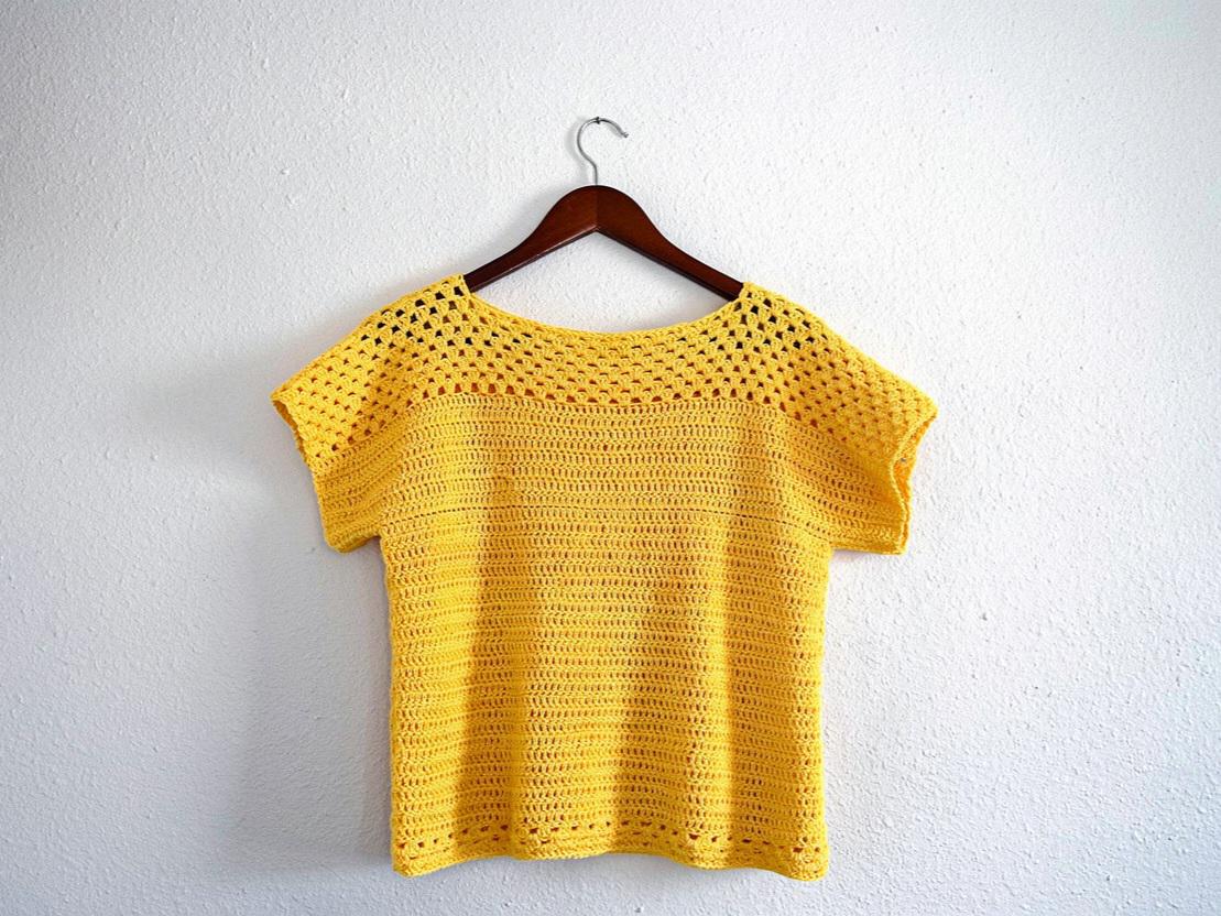 Granny Stitch T-Shirt an Easy Single Panel Construction Digital Crochet Pattern with English instructions