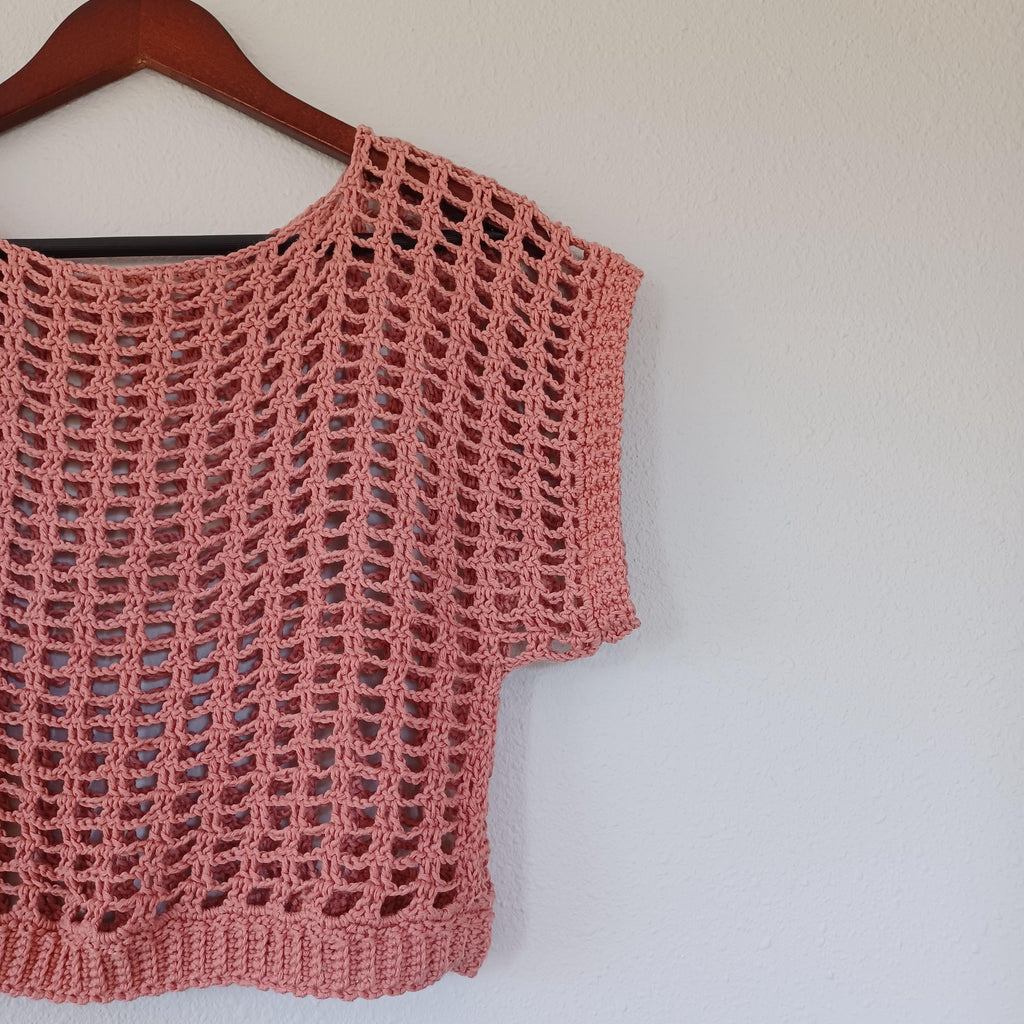 Spring Break Mesh T-Shirt a Single Panel Construction Digital Crochet Pattern with English instructions