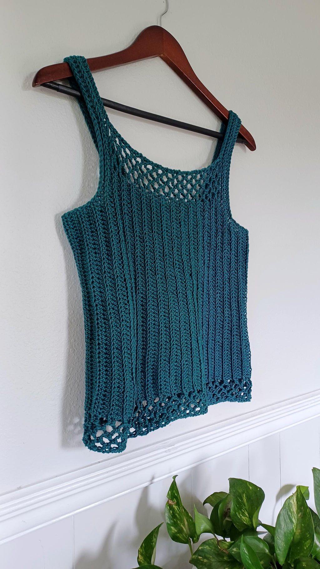 Oasis Haze Ribbed Tank Top Crochet Pattern: Easy Lace Edging Design (Digital Download)